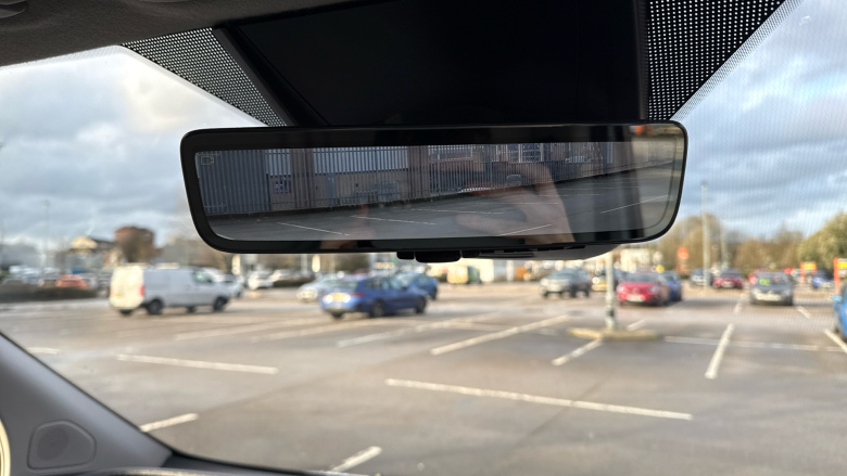 Ford Transit Custom 300 L1 Diesel Fwd 2.0 EcoBlue 130ps Low Roof Limited Van